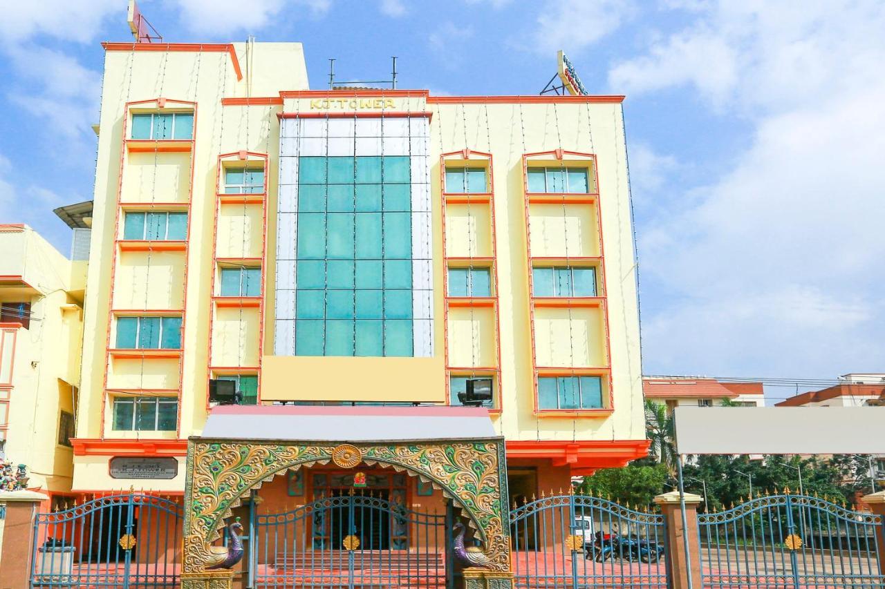 Oyo 68796 Shanthi Mahal Madrás Exterior foto